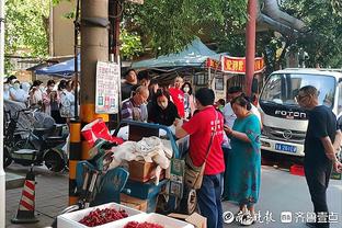 Trần nhà truyền dài truyền ngắn! Những hoạt động ma thuật của Cross!